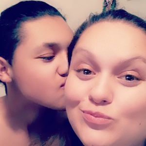 Meet your Posher, Ernesto